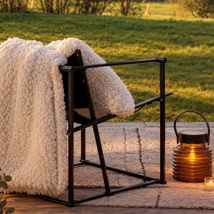 Le cocooning cest maintenant Plaids tout doux coussins en 1 122206963934773078 - Concarneau Le cocooning cest maintenant Plaids tout doux coussins en 1 122206963934773078 - Concarneau